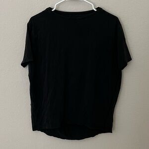 Lululemon Back in Action Short Sleeve Shirt Black Women’s Size 4